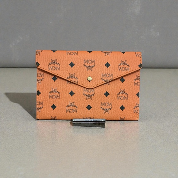 MCM Cognac Visetos Leather Envelope Clutch NIB 9”x 5.5” - Picture 2 of 7